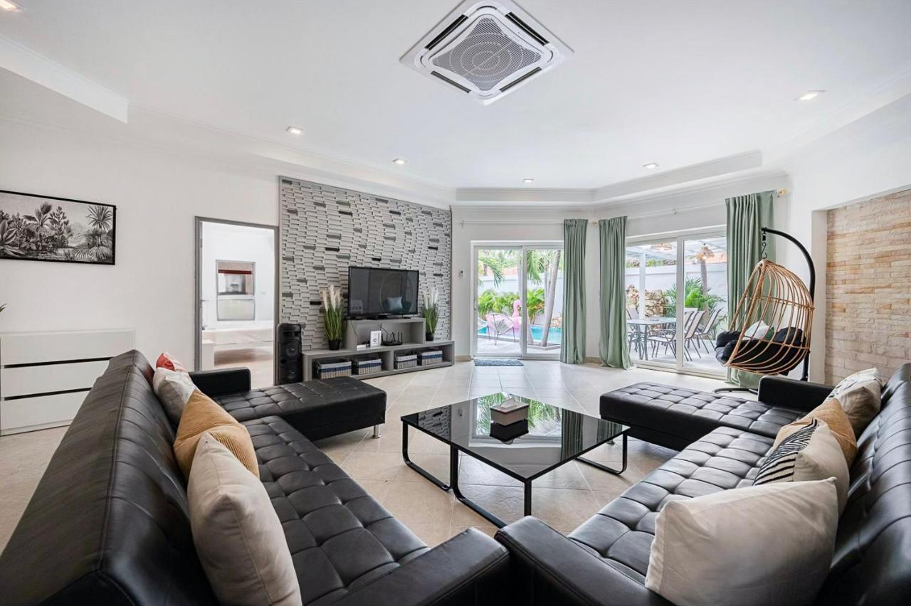 Majestic Residence Pool Villa 4 Bedrooms Private Beach Pattaya Eksteriør bilde